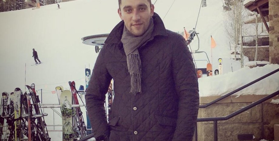 Песков-младший, сын Пескова, Николай Чоулз