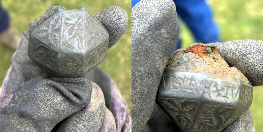 Старинный меч, древний артефакт, рукоять меча, тайная надпись, выгравирована надпись, 700 лет, необычная находка,