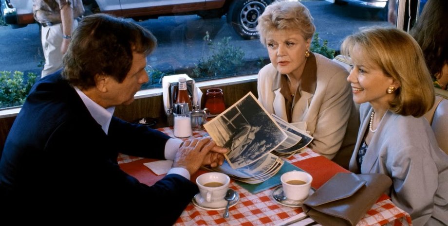 Она написала убийство, сериал, сценарист