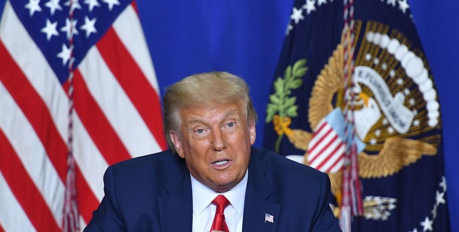 Дональд Трамп, Трамп назвал Путина сумасшедшим, что сказал Трамп о Путине, Трамп и Путин, Трамп поддерживает Путина, Трамп критикует Путина, Трамп критикует Путина