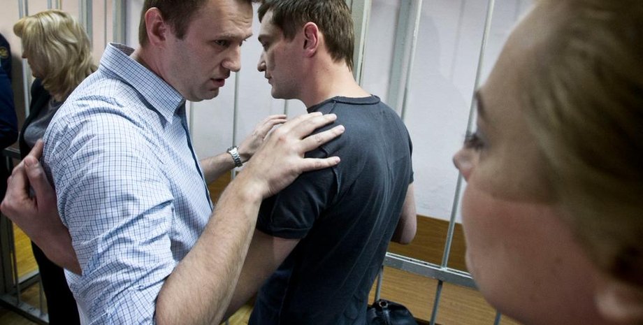 Алексей и Олег Навальные / Фото: Twitter.com/EvgenyFeldman