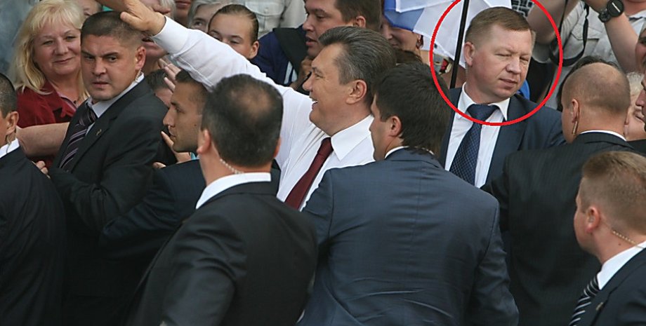 Виктор Янукович и Константин Кобзарь / Фото: news.pn