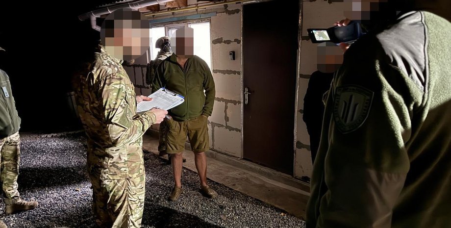 Офицер ВСУ издевался над военными