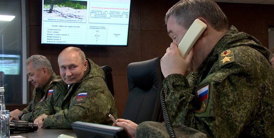 Путин во время учений "Восток-2022".