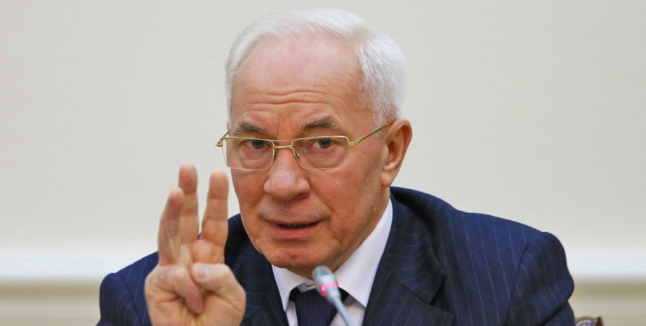 Ексміністр Микола Азаров Колишній міністр Азаров, ексміністр-втікач Азаров