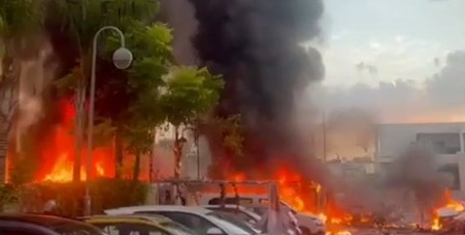 Ізраїль вибухи, Ізраїль пожежа, Ізраїль війна, ХАМАС напад, бойовики ХАМАС, війна ХАМАС проти Ізраїлю