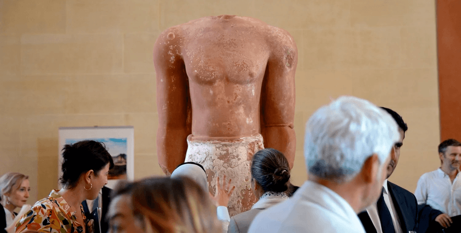 статуя чоловіки, люди, музей, фото