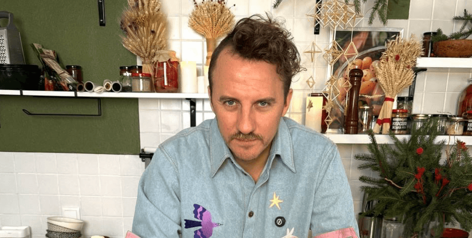 Евгений Клопотенко угощает киевлян борщом за одну гривну