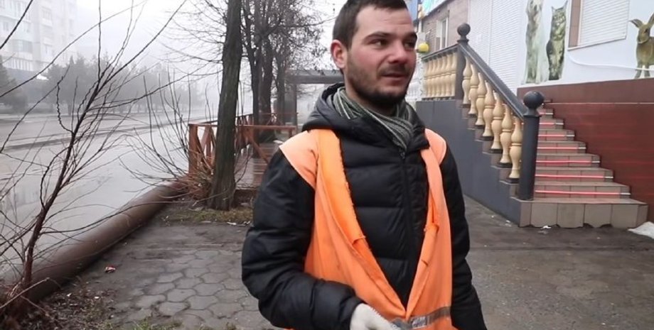 Бердянск, оккупация, война, дворник