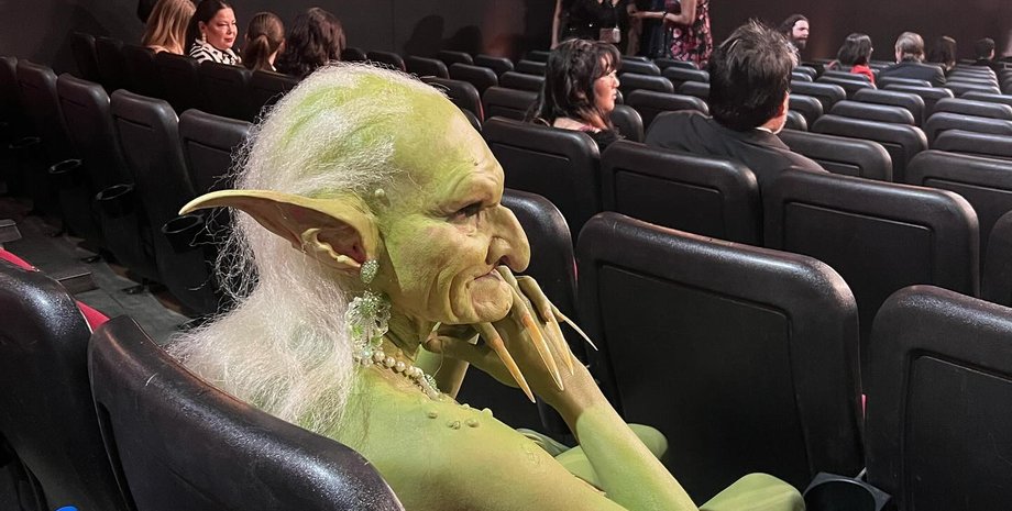 Принцеса Поппі , трансвестит, дрег-шоу