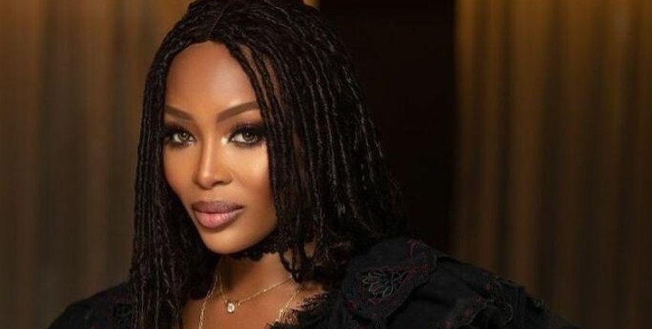 Наоми Кэмпбелл Наоми Кэмпбелл, супемодель, модный образ, модные тренды лето 2023, брючный костюм