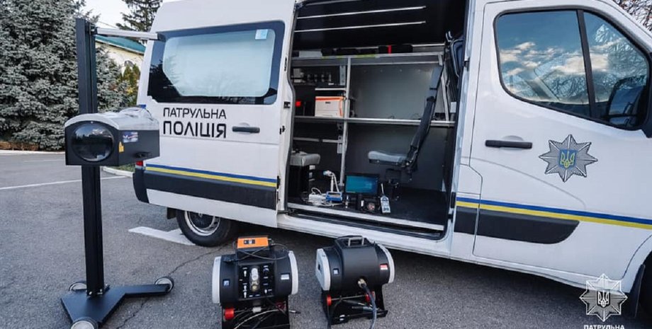 Мобільна станція діагностики, техогляд авто, техогляд в Україні, патрульна поліція