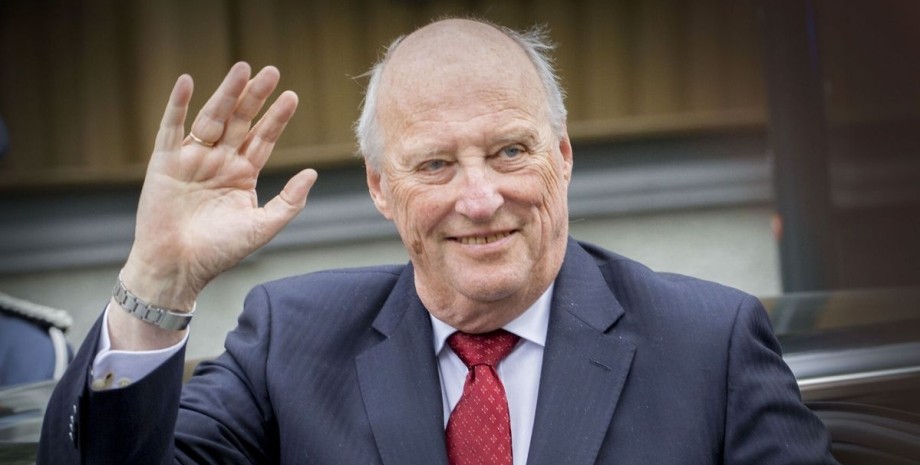 87-річного короля Норвегії госпіталізували до лікарні