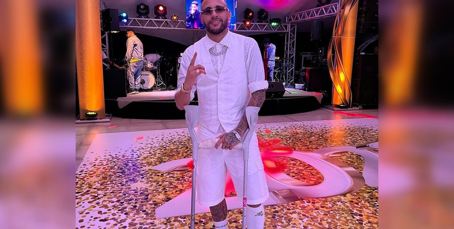 Неймар устроил трехдневную вечеринку