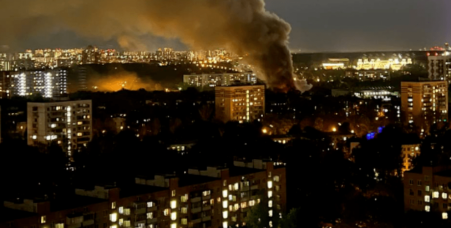 пожежа в Москві, пожежа в царициному, Москва пожежа, дим, вогонь