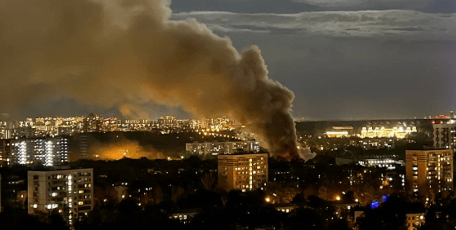 пожар в москве, пожар в царицыно, москва пожар, дым, огонь