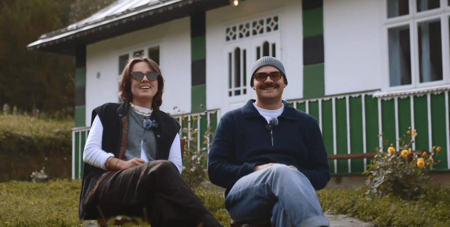 Аня та Петро купили хату в Карпатах пара купила хату в Карпатах