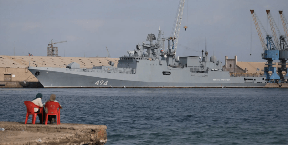 Російський військовий корабель, Російський військовий корабель, порт Судану.