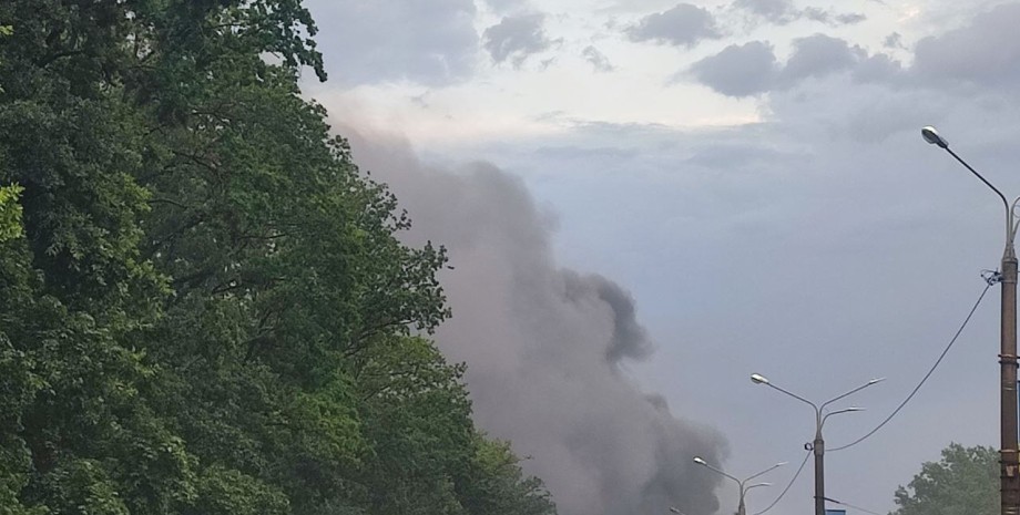 Під ранок ЗС РФ атакували Харків КАБами та безпілотниками атака Харків 12 липня