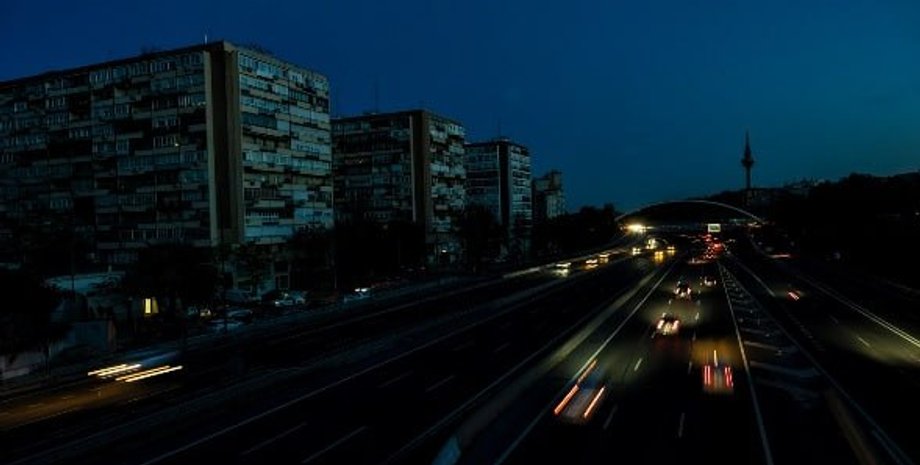 Отключения света в Украине – как долго они продлятся