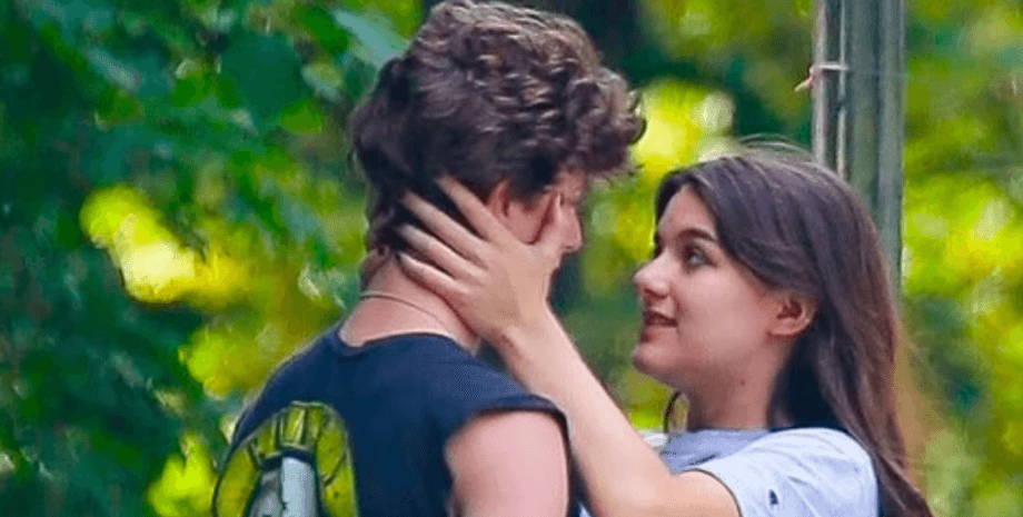 Сури Круз, парень, деревья