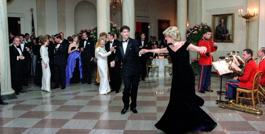Джон Траволта и принцесса Диана танец, Том Селлек и принцесса Диана, принц Чарльз, белый дом