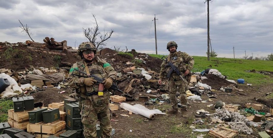 ВСУ, военные, боеприпасы, позиции, Бахмут, война в Украине