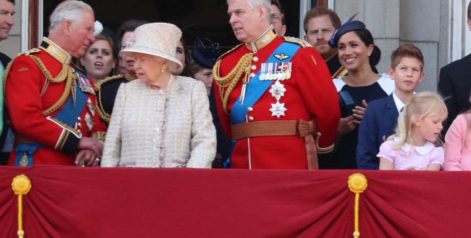 Букингемский дворец, королева, расследование, Меган Маркл
