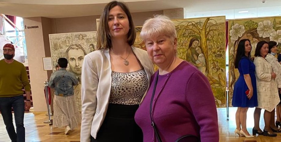 скандал, скандал в Черкасах, Олена Петрова Черкаси