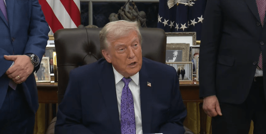 Трамп прокомментировал мирный план и готовность США предоставить гарантии безопасности Украине Дональд Трамп