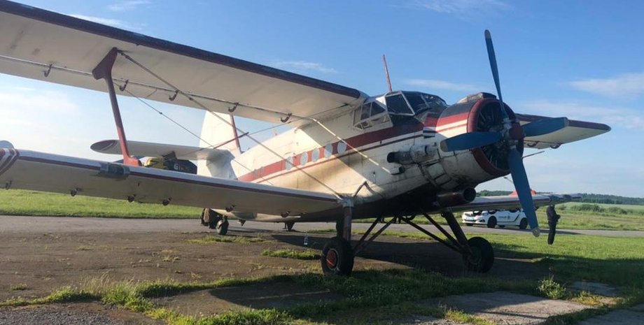 самолет, ан-2, нарушитель, бердичев, фото