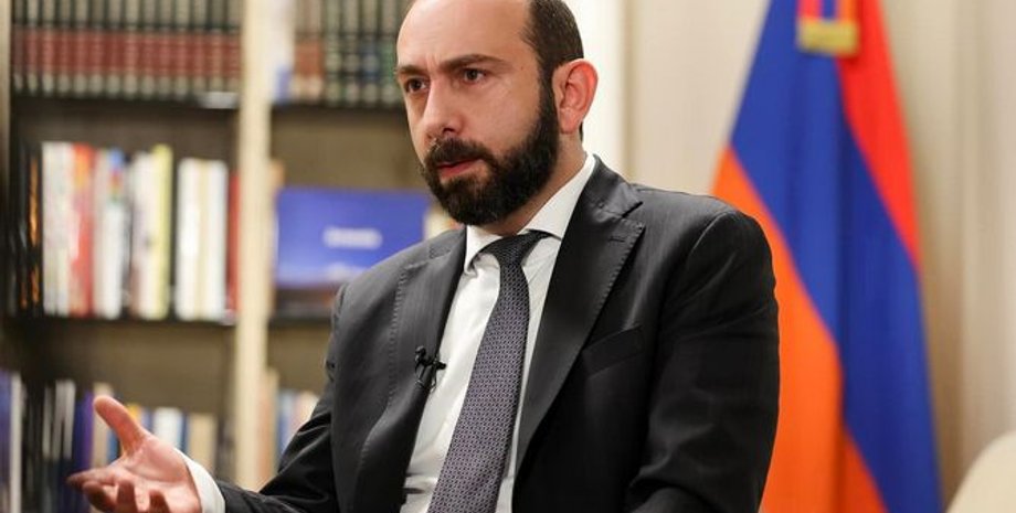 Министр иностранных дел Армении Арарат Мирзоян