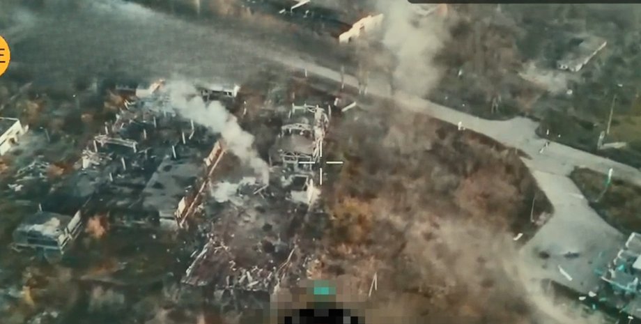 Поширити: Підрозділи Збройних сил Російської Федерації під час наступу на Покров...