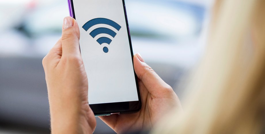 У РФ стався масштабний збій з інтернетом та мобільним зв'язком під час атаки дронів 21 травня