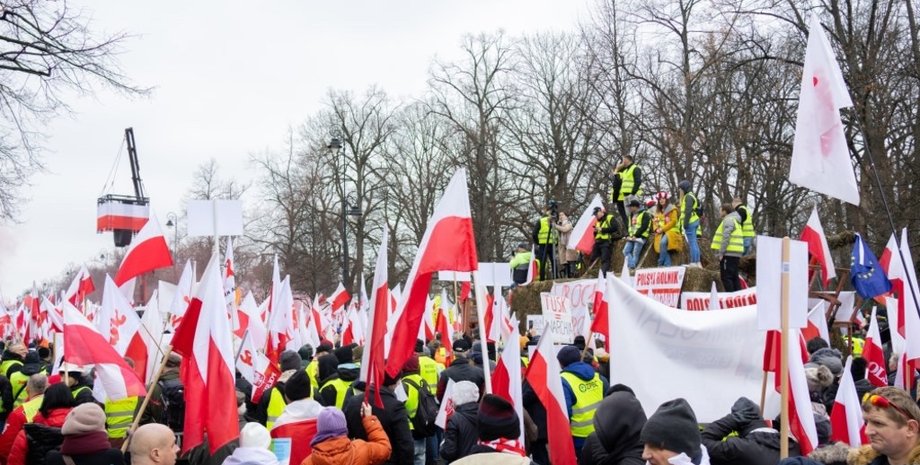 фермеры, Польша, Варшава, забастовка, протест, флаг Польши
