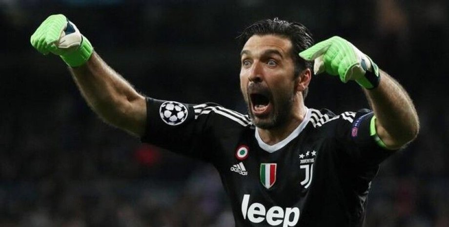 Джанлуиджи Буффон, Динамо Киев, Ювентус, Трансфер, Футбол