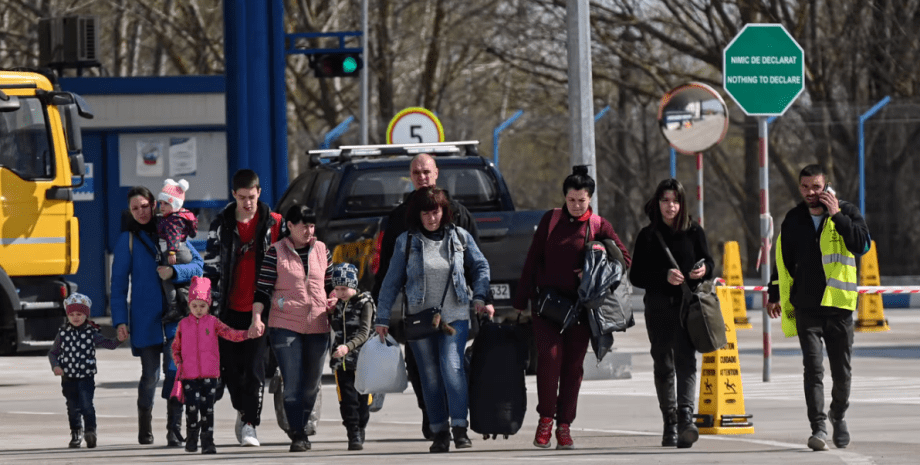 Біженці, мігранти, вторгнення Росії в Україну