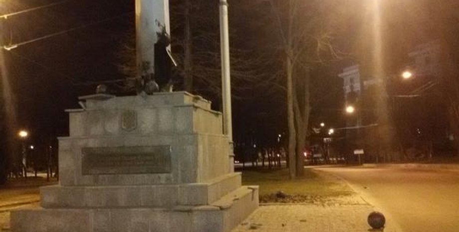 Место взрыва / Фото: Twitter@itsector