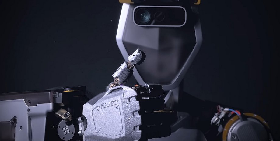 робот, Phoenix, Sanctuary AI