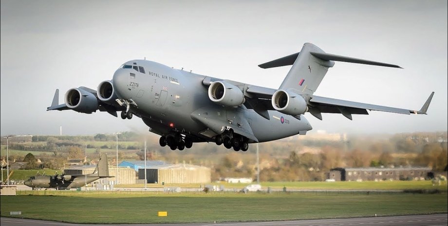 транспортный самолет Boeing, самолет США Boeing, самолет Boeing C-17