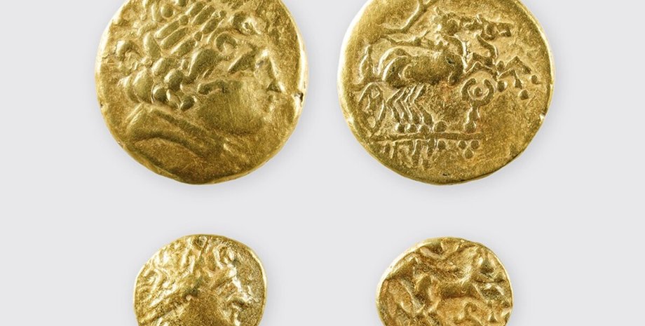 Археологи нашли золотые монеты