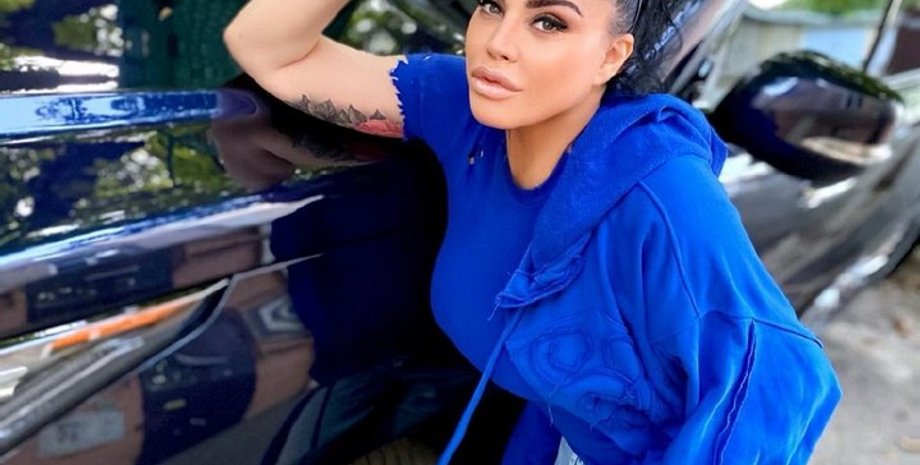 Оксана Байрак, режиссер Оксана Байрак, российско-украинская война, Фрося Касьян, Ани Лорак