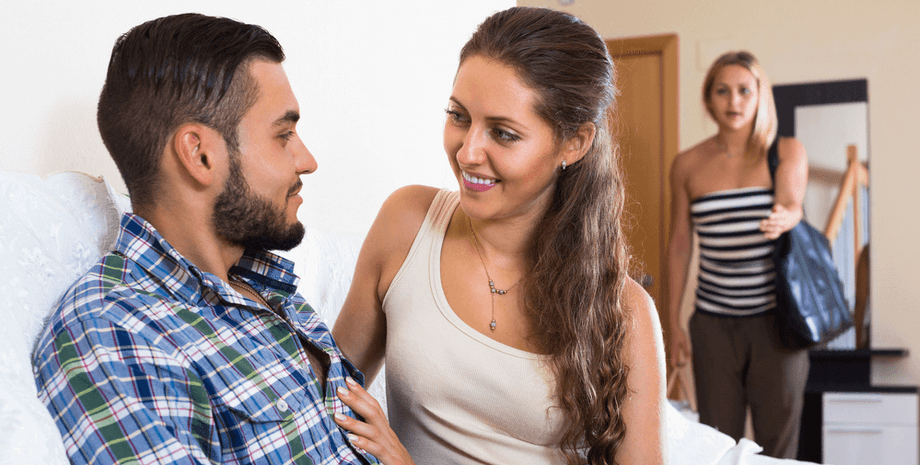 Выдает изменников: частный детектив назвал четыре знака, что Вам изменяют в отношениях (фото)