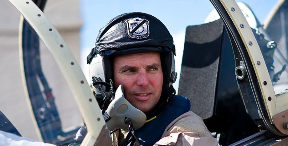 США летчик ВВС Дэниел Дагган, Дэниел Дагган летчик ВВС США