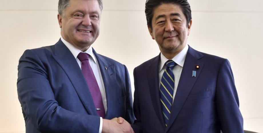 Петр Порошенко и Синдзо Абэ / Фото: Пресс-служба президента