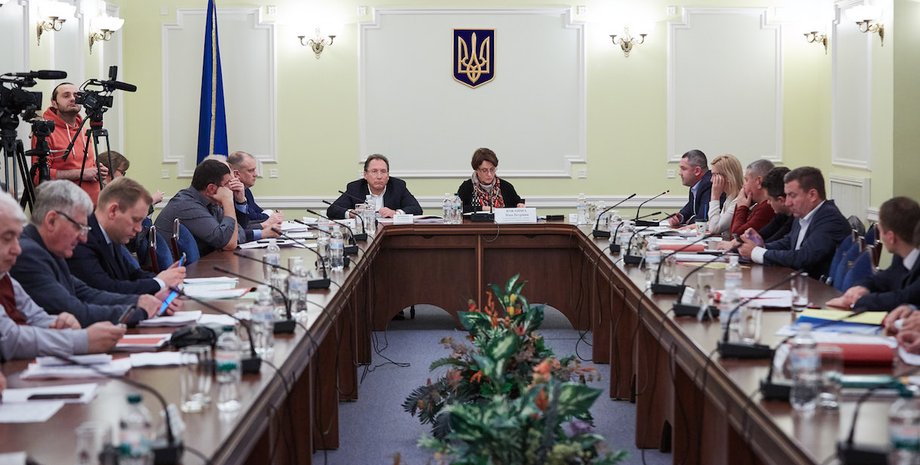 Заседание Комитета ВР по вопросам налоговой и таможенной политики / Фото: Радислав Усеев