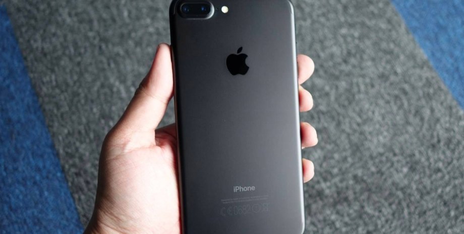 iPhone 7 Plus винтажный смартфон