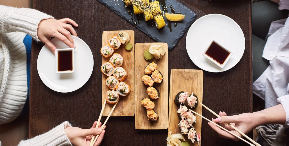 роллы, суши, японская кухня, японский ресторан, суши-бар, японская кухня