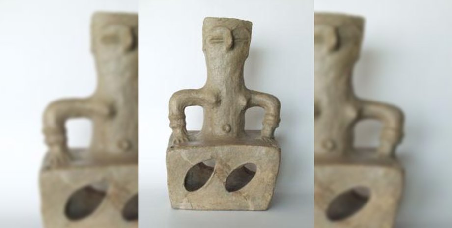 Статуя охраняла дома