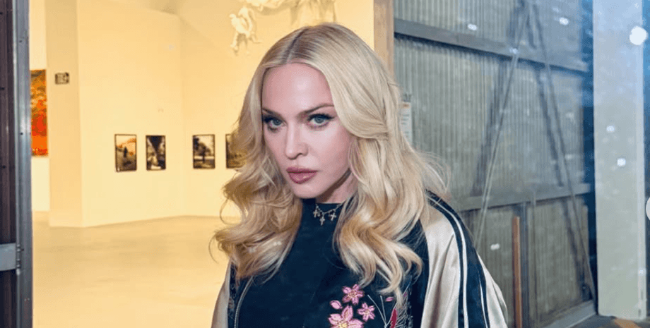 Мадонна Мадонна показалася з юним бойфрендом